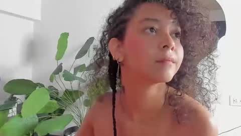 milanx2 online show from 03/03/25, 11:46