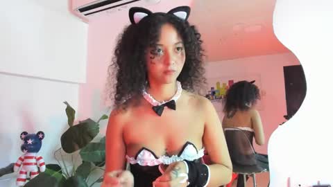 milanx2 online show from 09/19/25, 09:15