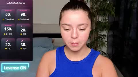 Snapshot of milania_hot_foxy chatting on 10/04/25, 11:03 Mila online show from 10/04/25, 11:03