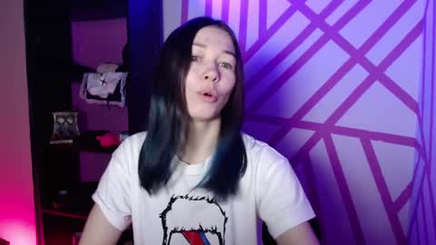 Milania online show from 11/30/25, 01:53