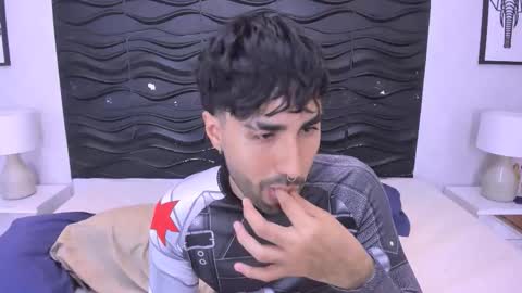 milanzaire online show from 11/19/25, 12:43