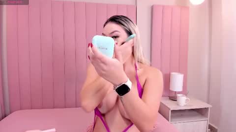 Snapshot of milaowens chatting on 06/29/26, 12:16 Sexy Mila online show from 06/29/26, 12:16