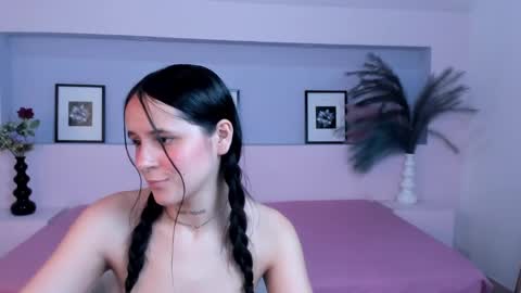 Snapshot of milarose4 chatting on 01/05/25, 06:13 Mila Rose online show from 01/05/25, 06:13