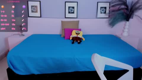 Snapshot of milarose4 chatting on 01/12/25, 03:03 Mila Rose online show from 01/12/25, 03:03