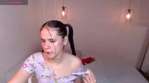 Snapshot of milarose4 chatting on 02/28/25, 11:47 Mila Rose online show from 02/28/25, 11:47