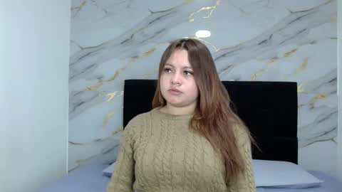 Snapshot of milarossii chatting on 03/25/26, 01:17 MilaRossi online show from 03/25/26, 01:17