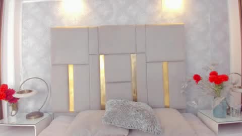 Snapshot of milasaenz1 chatting on 10/29/25, 11:34 Cami online show from 10/29/25, 11:34