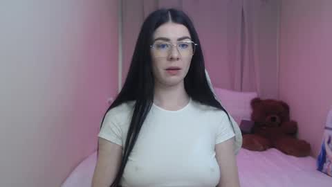 milasecretsss online show from 04/30/26, 11:49