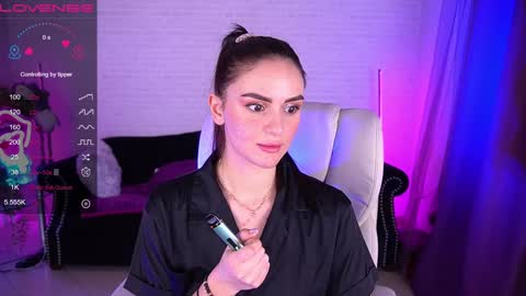 Snapshot of milashalovely chatting on 12/30/24, 03:03 Milasha online show from 12/30/24, 03:03