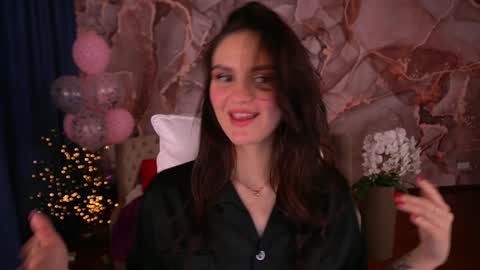 Snapshot of milashalovely chatting on 01/28/25, 07:00 Milasha online show from 01/28/25, 07:00