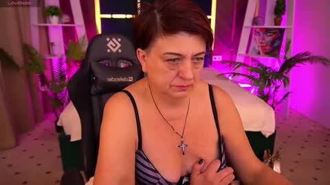 milaskyy online show from 10/14/25, 02:01