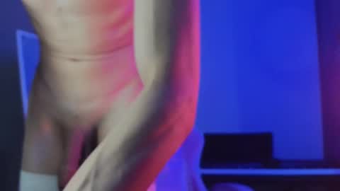 Mila online show from 03/07/25, 11:40