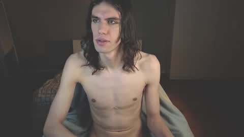 Mila online show from 10/05/25, 05:55