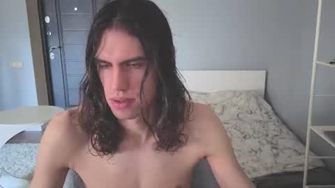 Snapshot of milaslovv chatting on 06/18/26, 05:30 Mila online show from 06/18/26, 05:30
