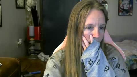 Snapshot of milastoned chatting on 05/05/26, 12:07 Mila online show from 05/05/26, 12:07