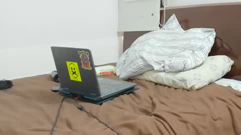 Snapshot of milatssokolov chatting on 04/16/26, 09:39 Mila online show from 04/16/26, 09:39