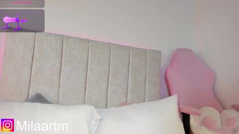 Snapshot of milavelour chatting on 03/09/26, 01:09 IG online show from 03/09/26, 01:09