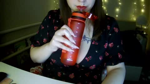 Milaxcute online show from 04/13/26, 04:45