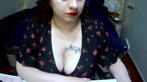 Snapshot of milaxcute chatting on 07/10/26, 08:00 Milaxcute online show from 07/10/26, 08:00