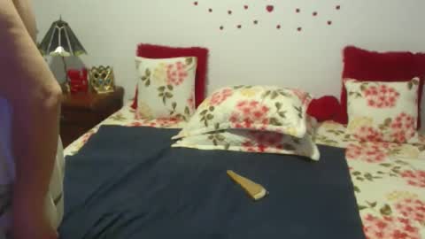 milchanell online show from 10/05/25, 05:28