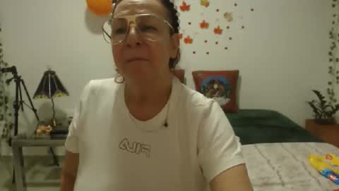 milchanell online show from 11/10/25, 06:45