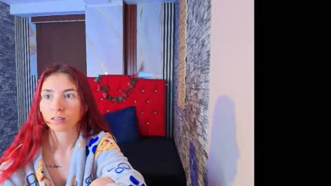 Ana online show from 12/01/25, 10:26