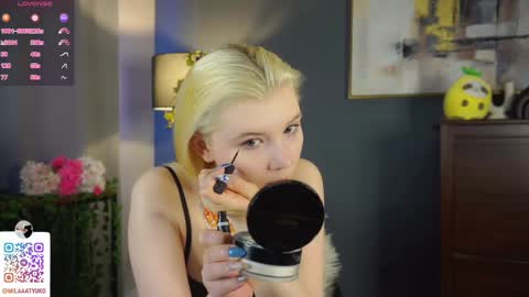 Snapshot of mildredbain chatting on 03/11/25, 03:26 Mila online show from 03/11/25, 03:26