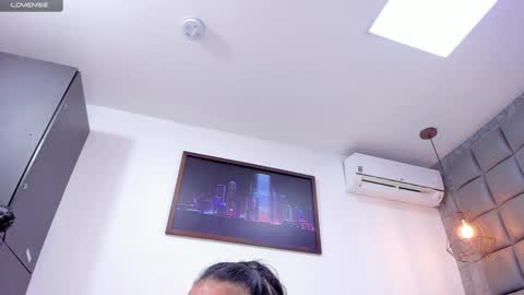 Snapshot of mile_u chatting on 01/30/25, 06:35 Milena online show from 01/30/25, 06:35