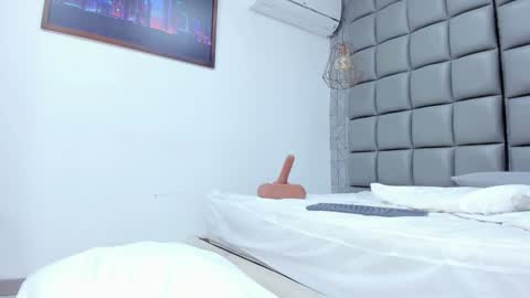 Snapshot of mile_u chatting on 02/05/25, 06:46 Milena online show from 02/05/25, 06:46