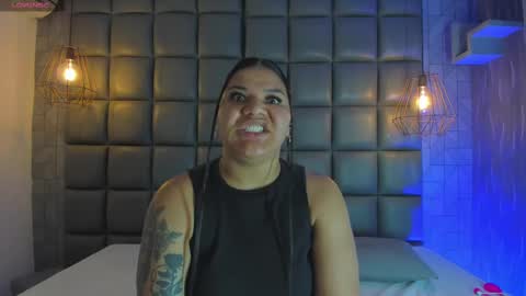 Snapshot of mile_u chatting on 03/11/25, 03:37 Milena online show from 03/11/25, 03:37