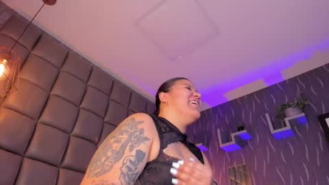 Snapshot of mile_u chatting on 09/14/25, 03:16 Milena online show from 09/14/25, 03:16