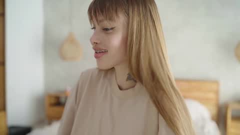 M  Telegram mamagotachannel online show from 02/05/25, 08:21