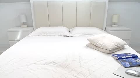 Milena online show from 03/06/26, 06:21