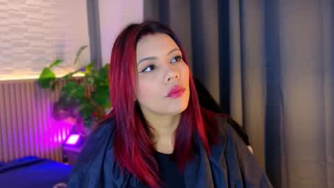 milena_lawson online show from 11/14/25, 11:31