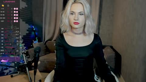 Snapshot of milena_marshmallows chatting on 12/23/24, 09:51 Milena online show from 12/23/24, 09:51