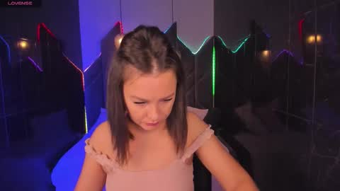 Milena online show from 10/14/25, 08:31