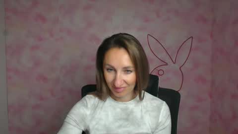 Snapshot of milena_sunny_ chatting on 03/29/26, 05:40 Milena online show from 03/29/26, 05:40