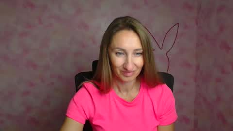 Snapshot of milena_sunny_ chatting on 04/05/26, 05:48 Milena online show from 04/05/26, 05:48