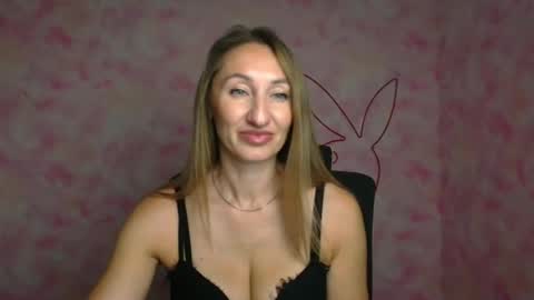 Snapshot of milena_sunny_ chatting on 04/16/26, 05:52 Milena online show from 04/16/26, 05:52