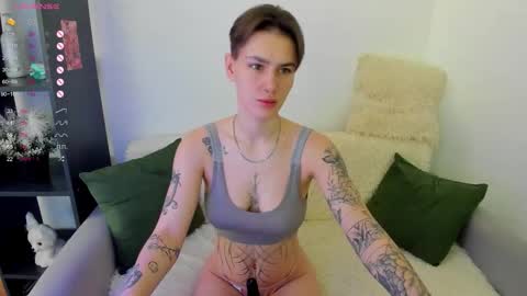 milenakeeks online show from 03/12/26, 08:09