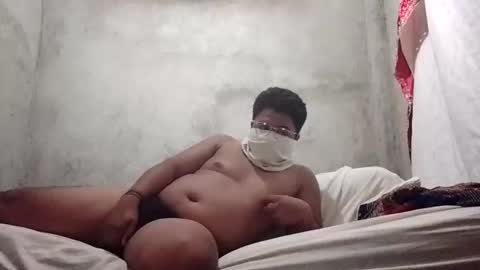 milesgay123 online show from 12/16/25, 10:42