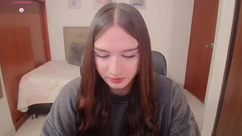 Miley online show from 11/20/25, 03:12