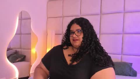 Miley online show from 11/08/25, 09:02