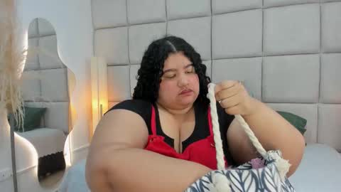 Miley online show from 12/02/25, 12:43