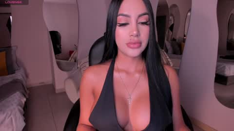 Snapshot of mileycruz_ chatting on 01/23/25, 03:05 Miley Cruz IG miley model23 online show from 01/23/25, 03:05