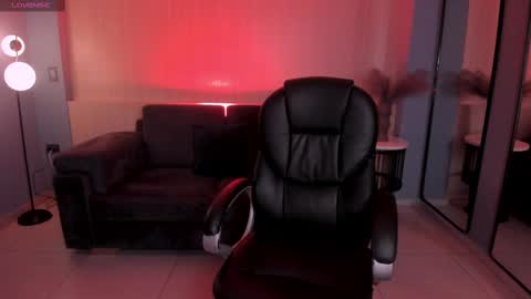 Snapshot of mileycruz_ chatting on 03/05/25, 03:51 Miley Cruz IG miley model23 online show from 03/05/25, 03:51