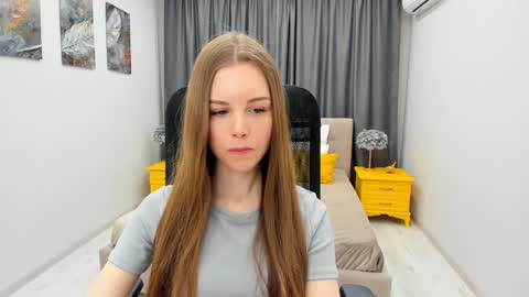 mileygloss online show from 02/18/25, 04:37