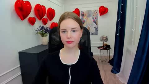 Snapshot of mileygloss chatting on 02/07/26, 11:36 mileygloss online show from 02/07/26, 11:36