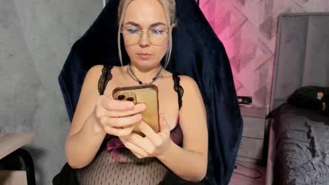 Maria online show from 01/17/26, 10:31