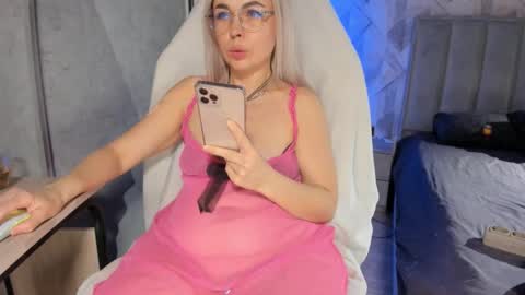 Maria online show from 02/18/26, 09:38